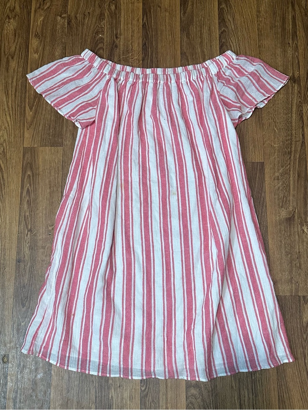 Pink and white striped Shortsleeve dress size large